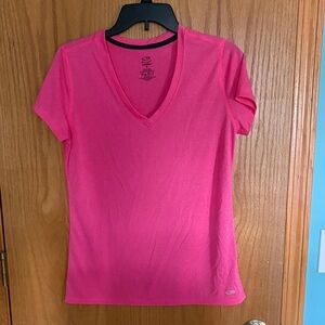 NWOT Women’s Champion C9 DuoDry V-neck Sz M